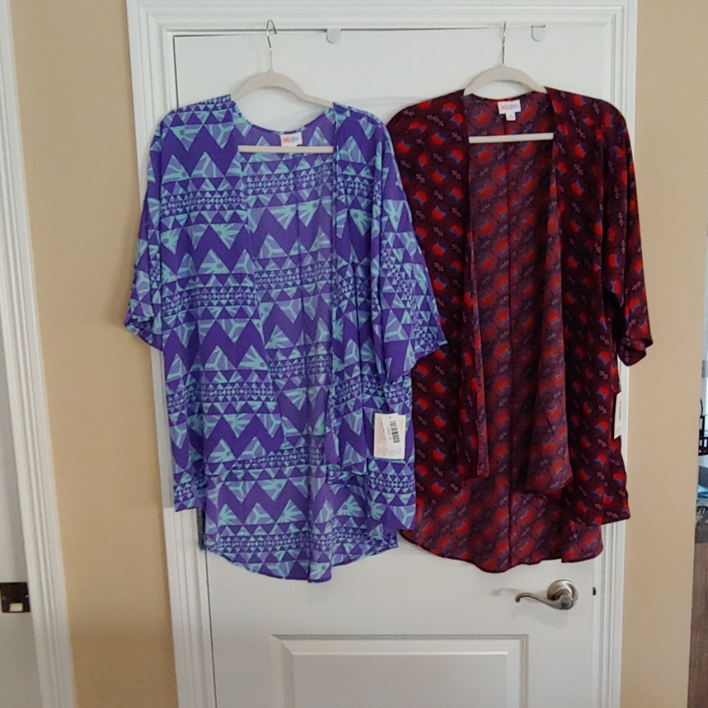 Lularoe medium Lindsay two different ones